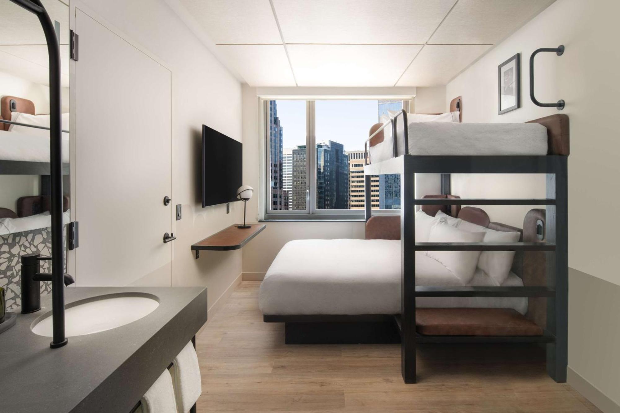 Motto By Hilton New York City Times Square ภายนอก รูปภาพ
